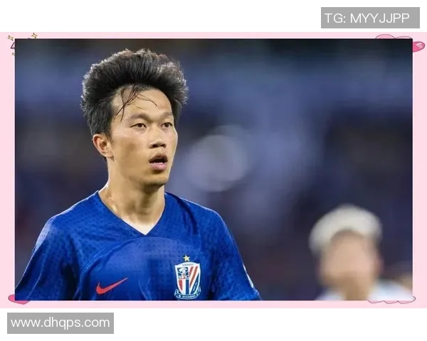 谢鹏飞精彩任意球攻门助力球队逆转比赛展现个人风采